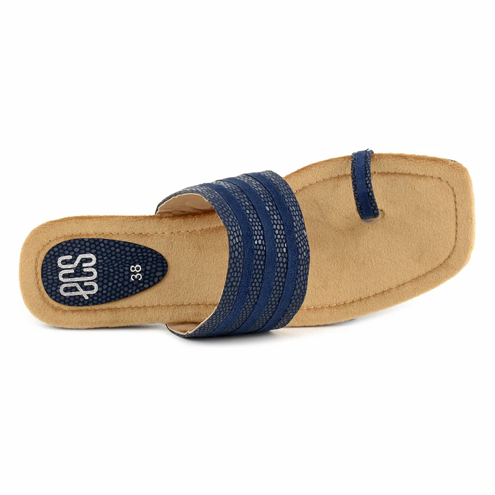 Toe Ring Chappals - Image 3