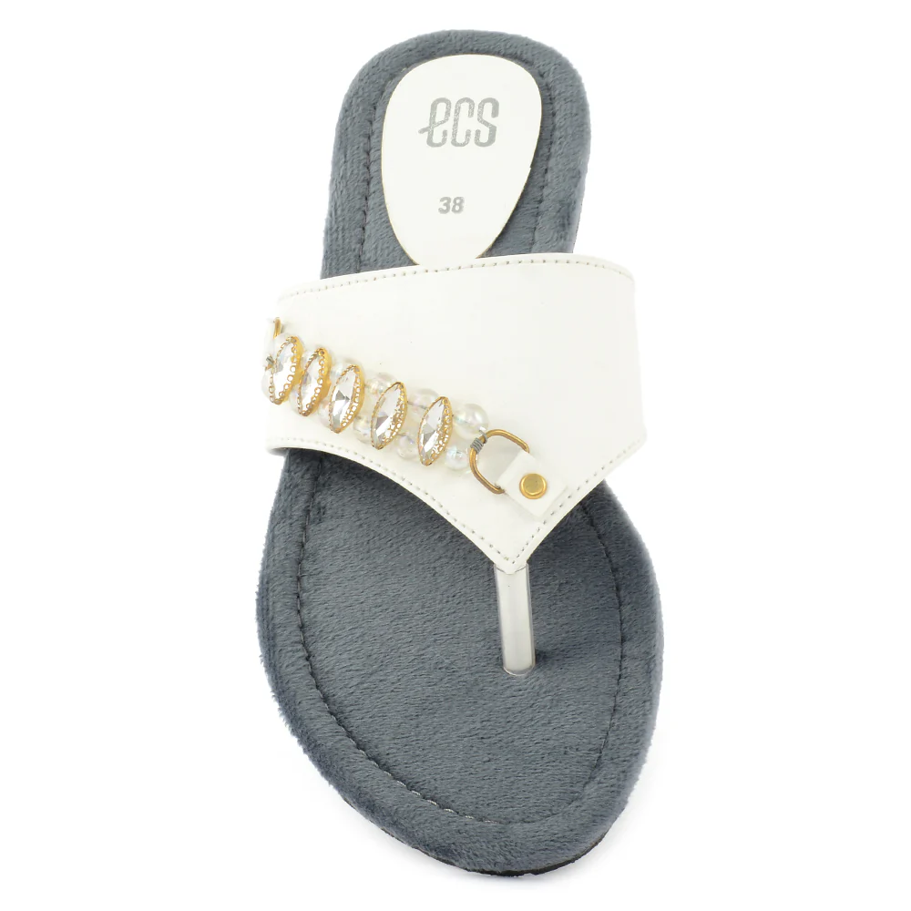 Matte Buckle Chappals - Image 4
