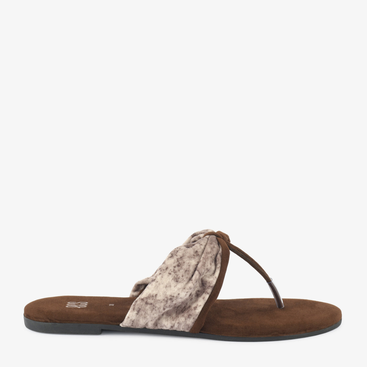 Rustic Knot Chappals - Image 3