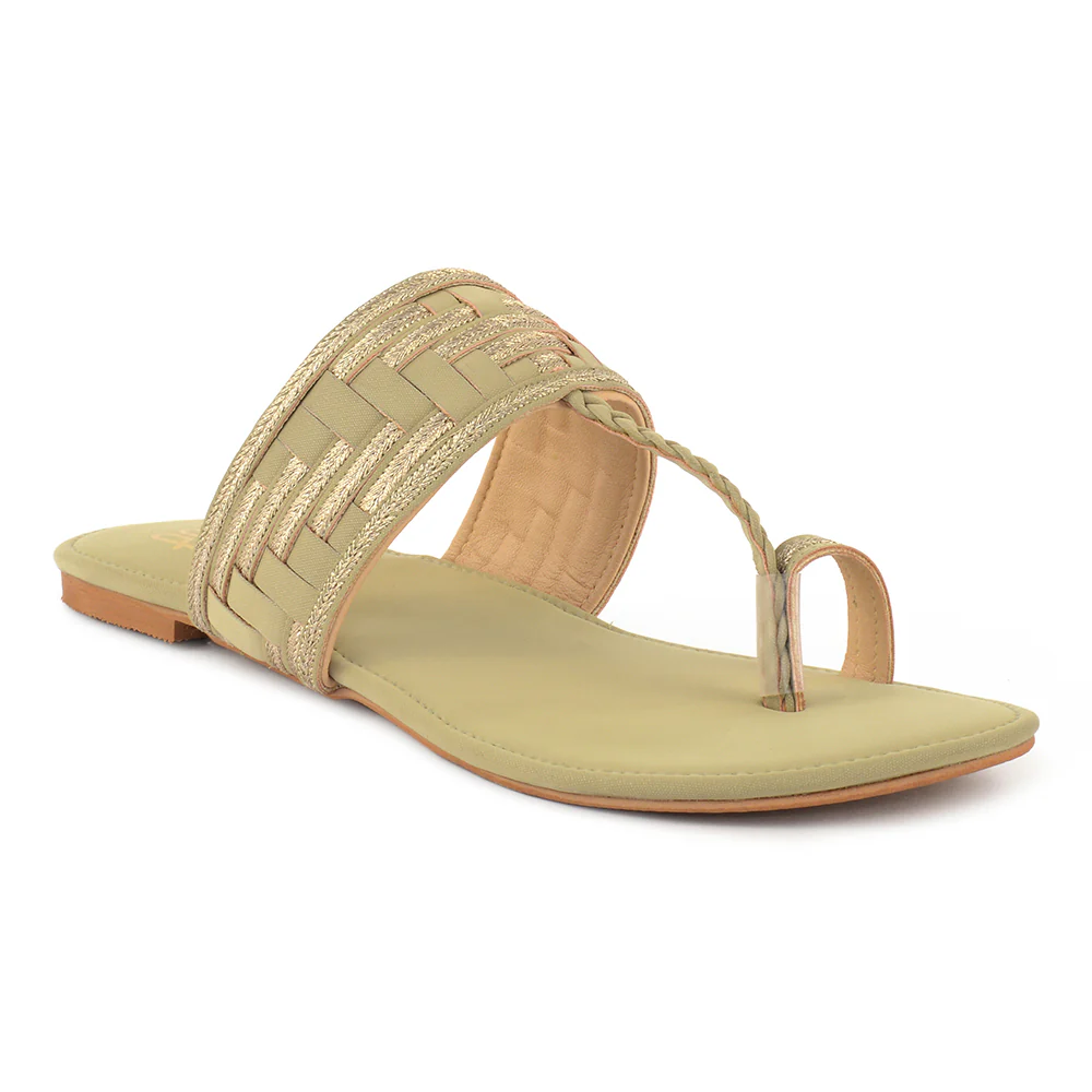 Glam Embrace Chappal