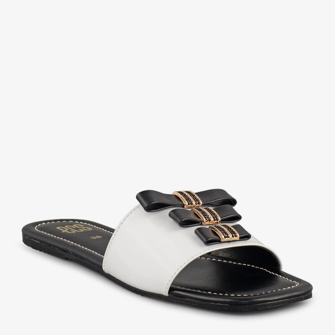 Square-Toe Glossy Slippers
