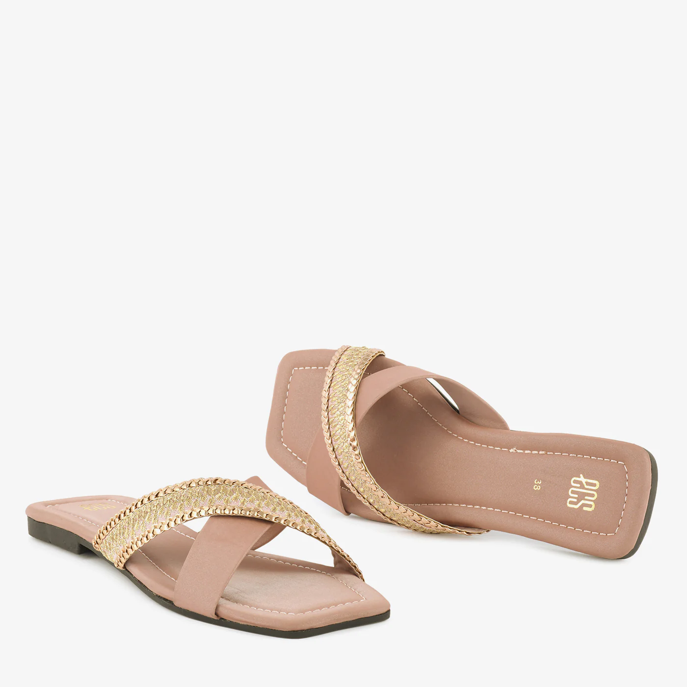Woven Comfort - Image 10
