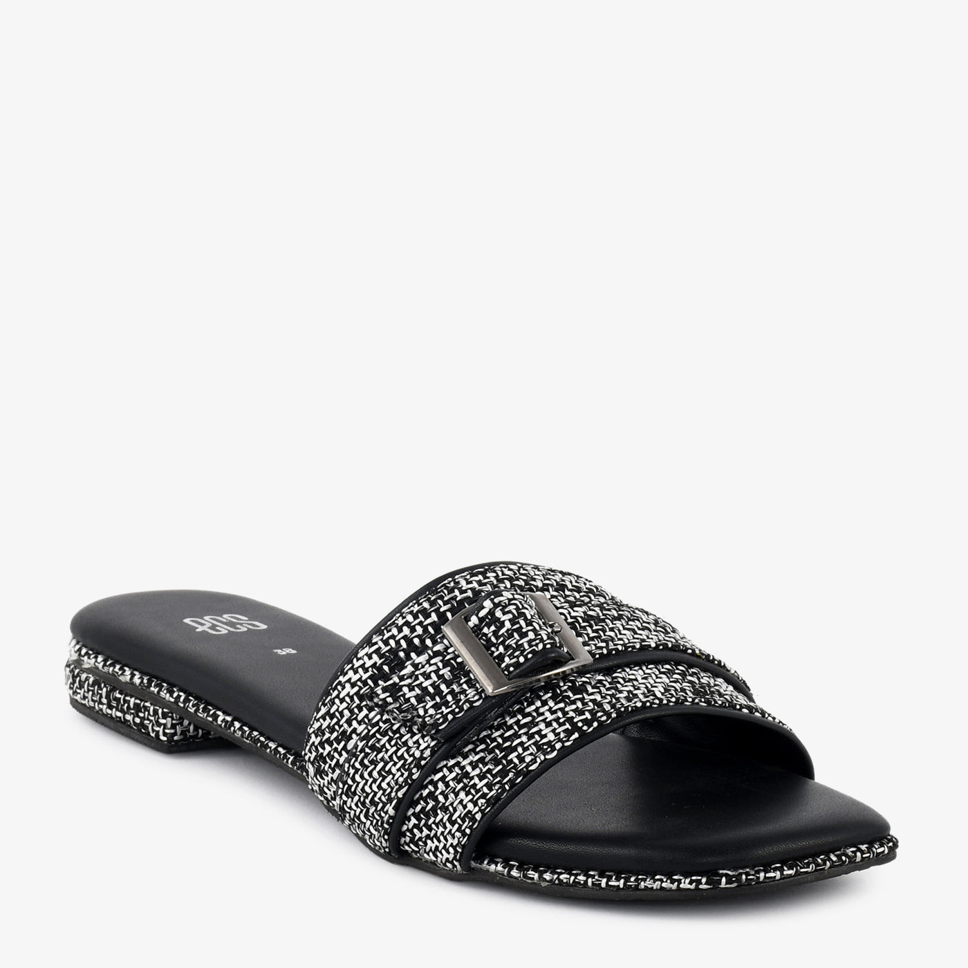 Woven Comfort - Image 6