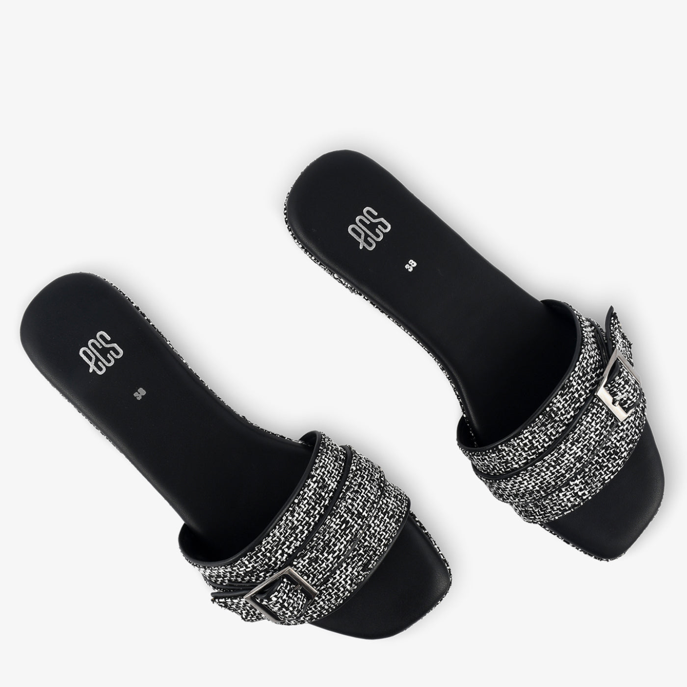Woven Comfort - Image 7