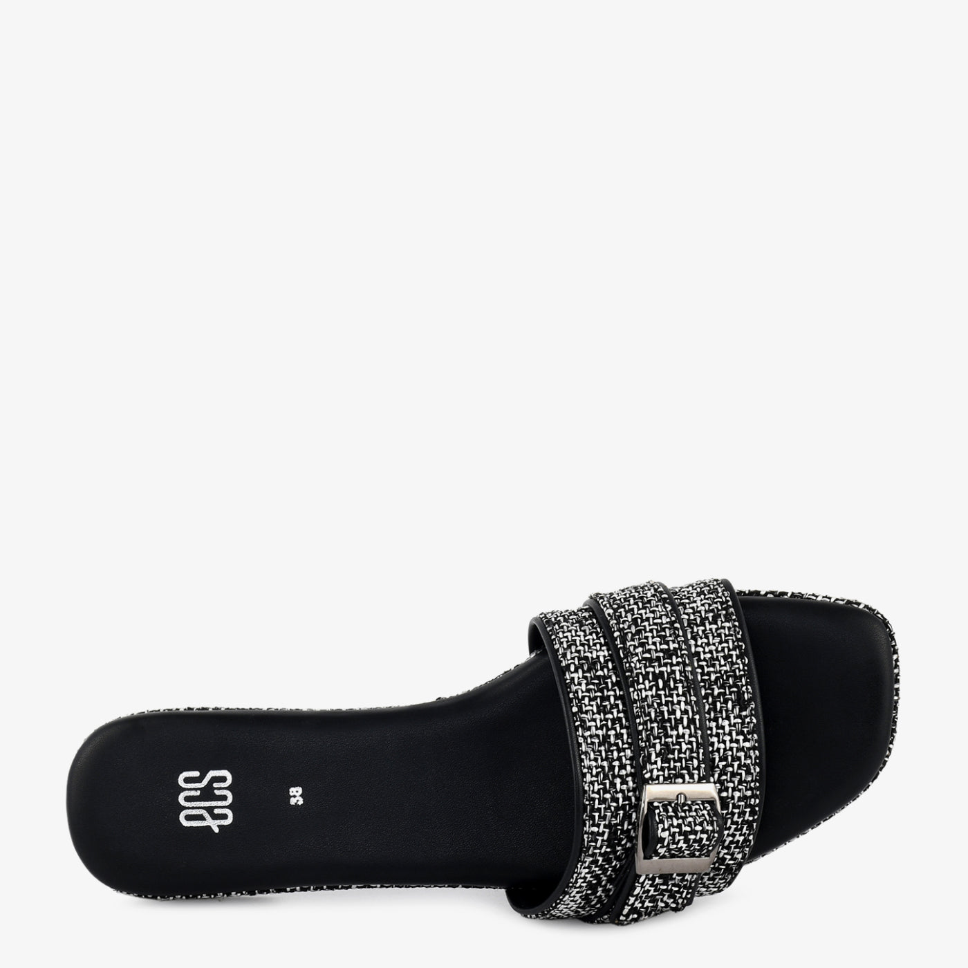 Woven Comfort - Image 9