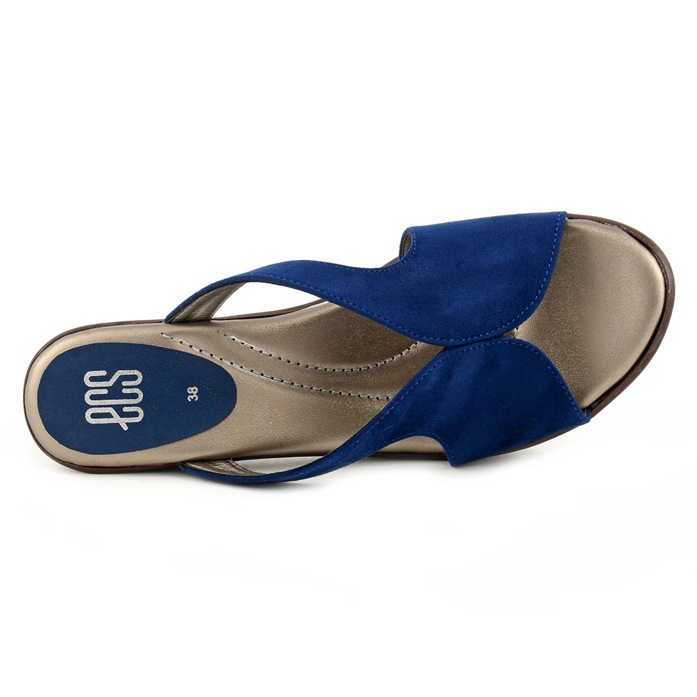 Matte Cutline Slippers - Image 3
