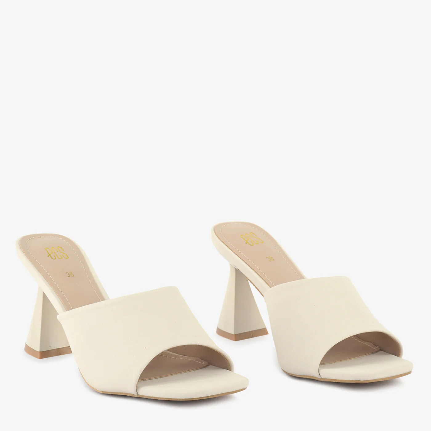 Vira Block Heel - Image 2