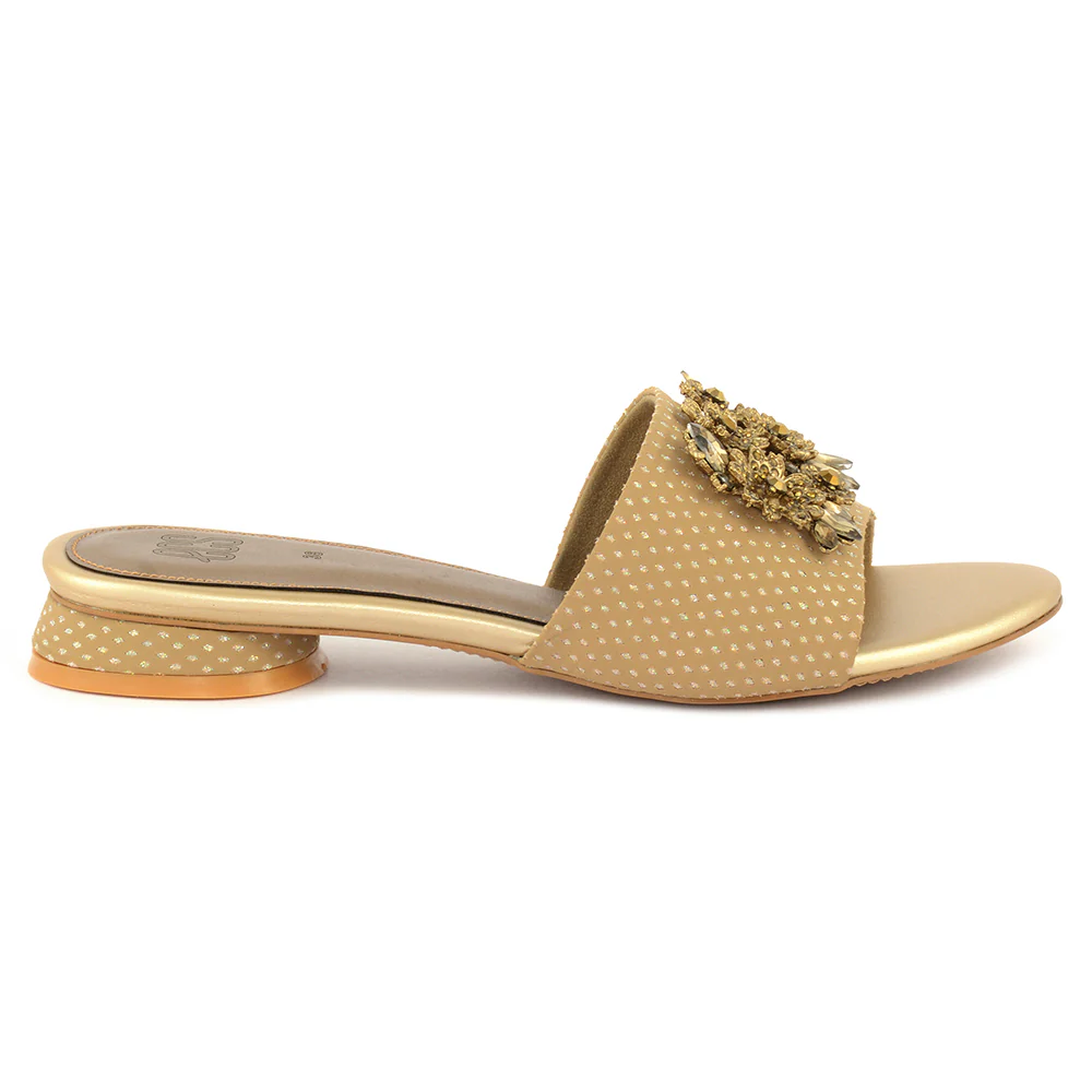 Minimalistic Slippers - Image 2