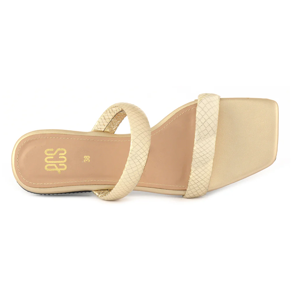Textured Strap Flat - Image 3