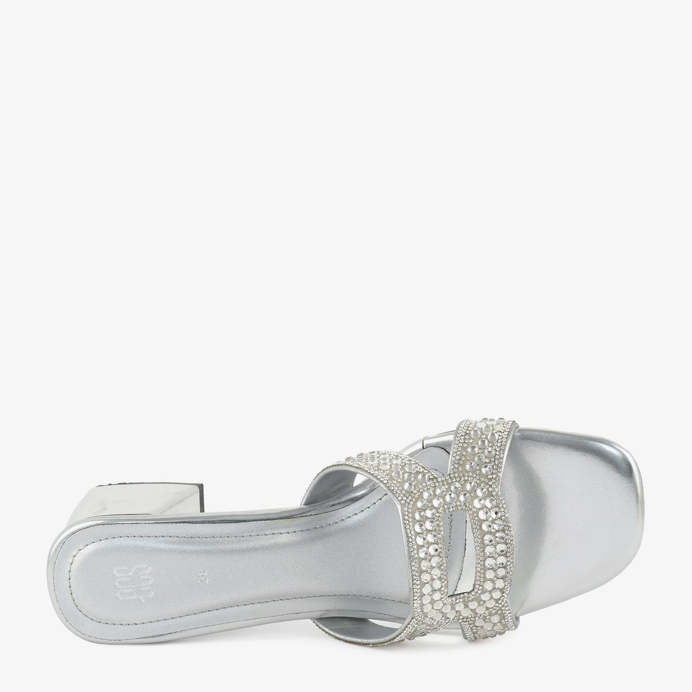 Silver Serenade - Image 4