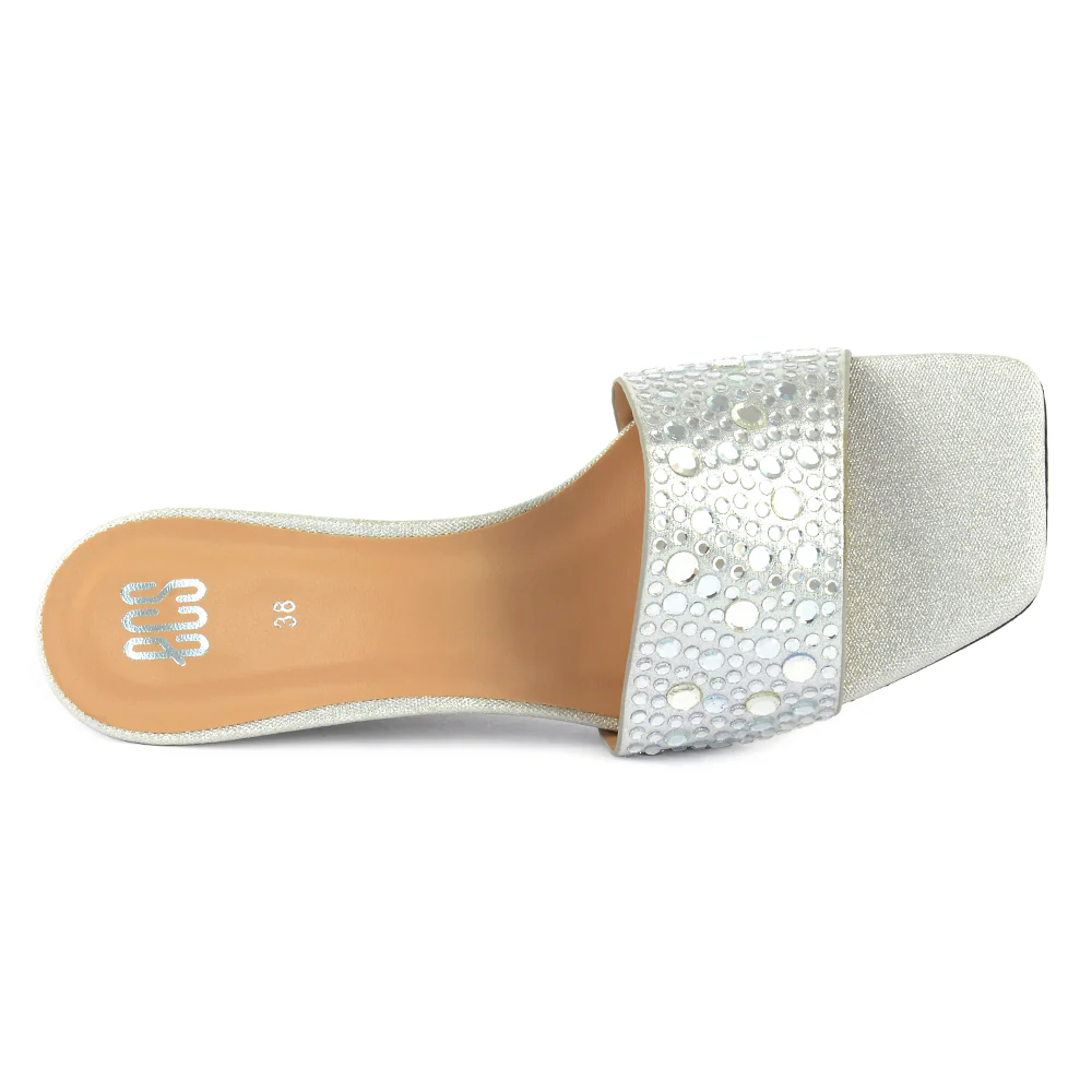 Glamour Step Slippers - Image 3