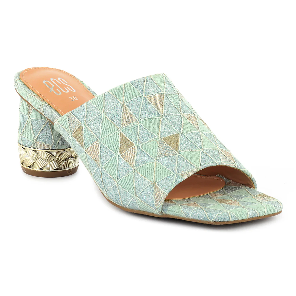 Geometric Pattern Slipper - Image 5