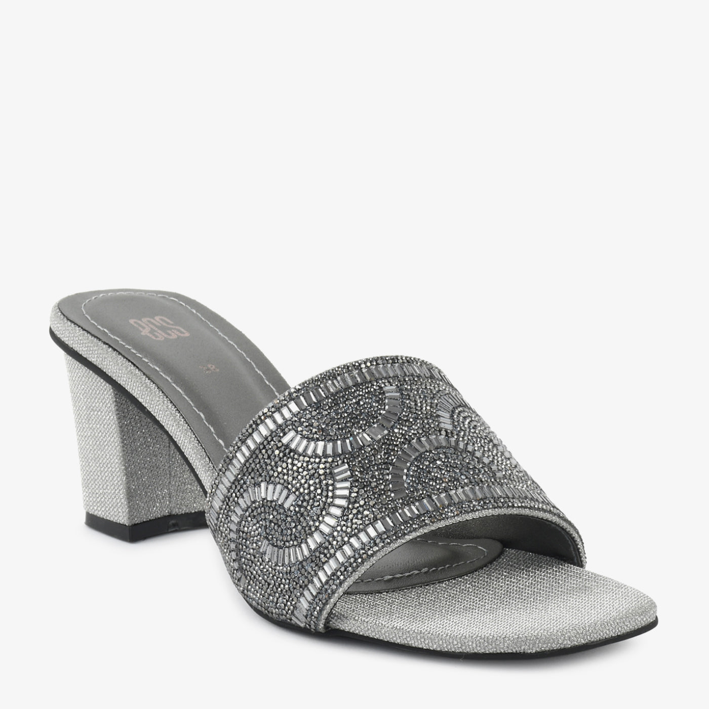 Regal Charm - Image 6