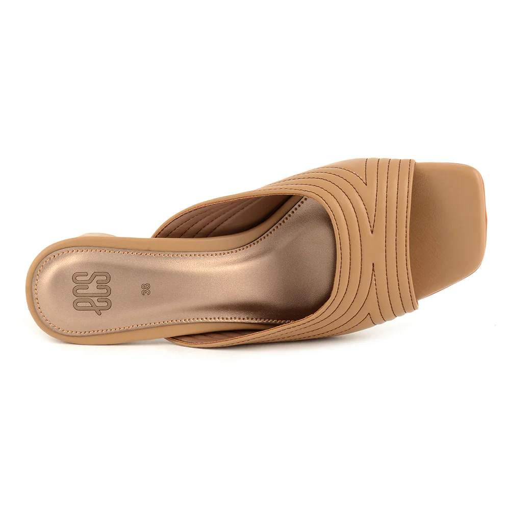 Square-Styled Slippers - Image 3