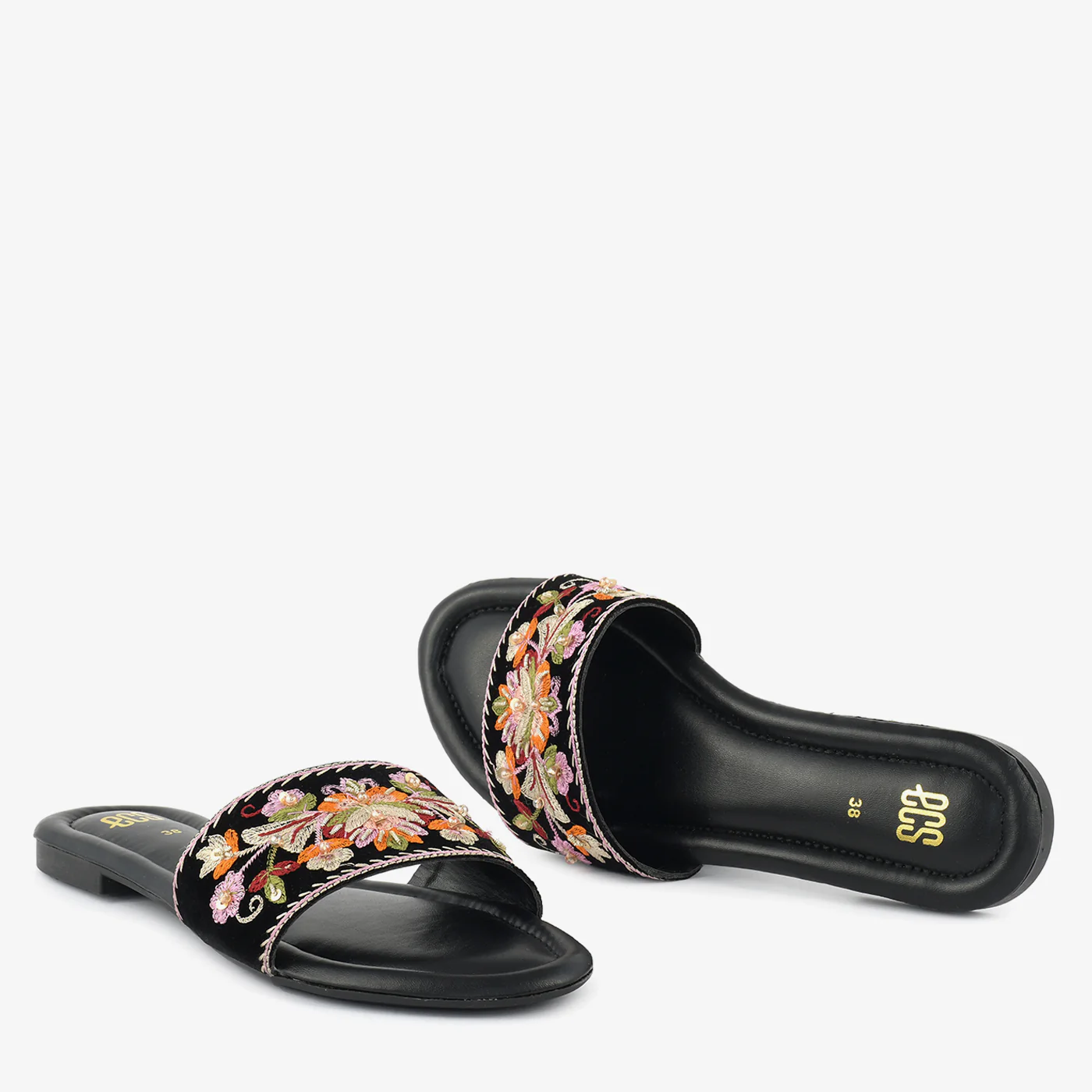 Ethnic Elegance - Image 2