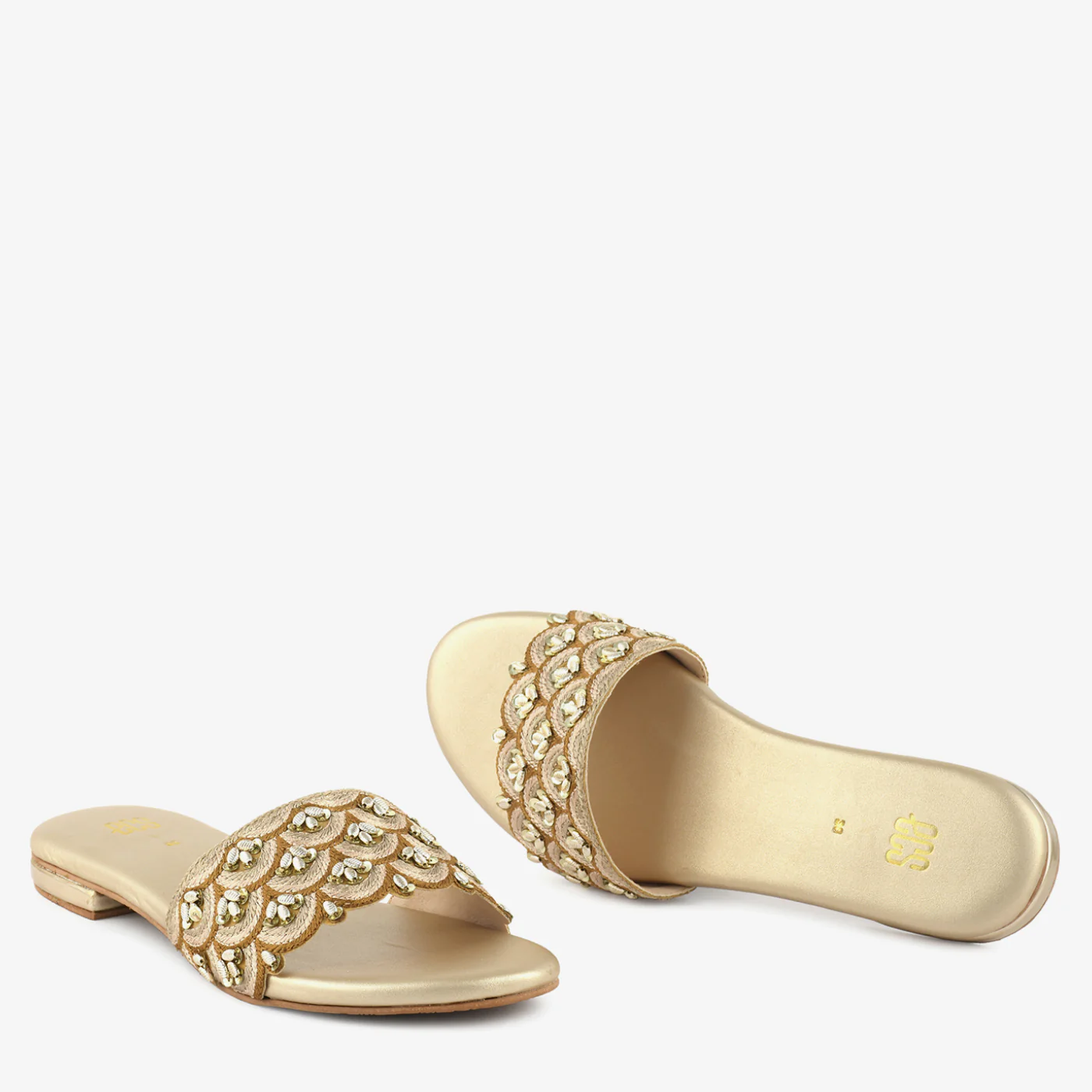 Royal Comfort - Image 2