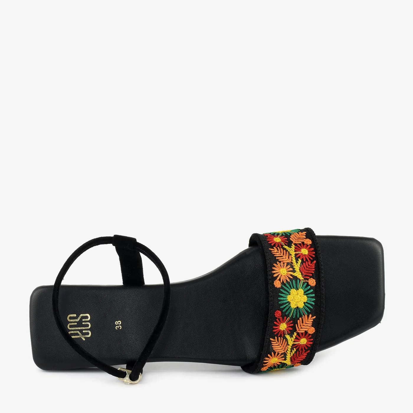 Folkloric Flat - Image 4