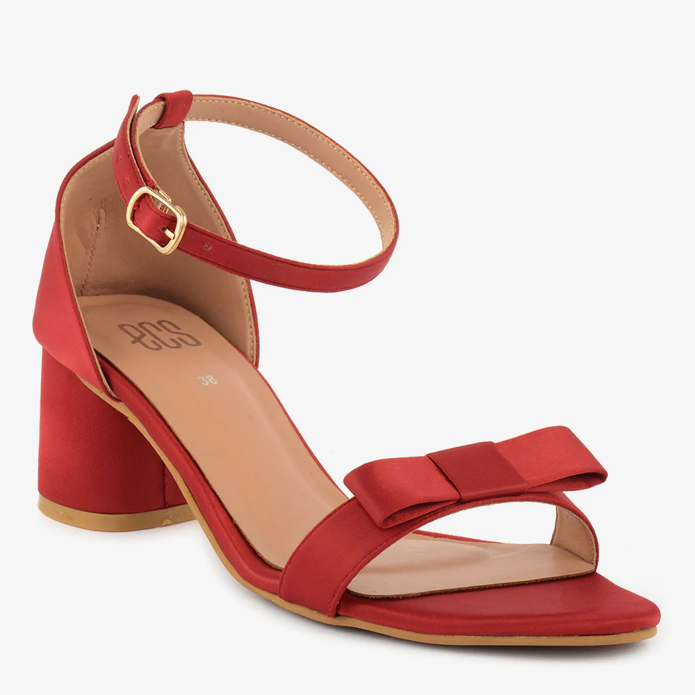 Starlight Round Toe Sandals
