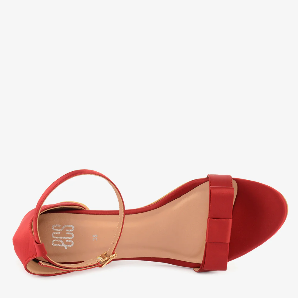 Starlight Round Toe Sandals - Image 3