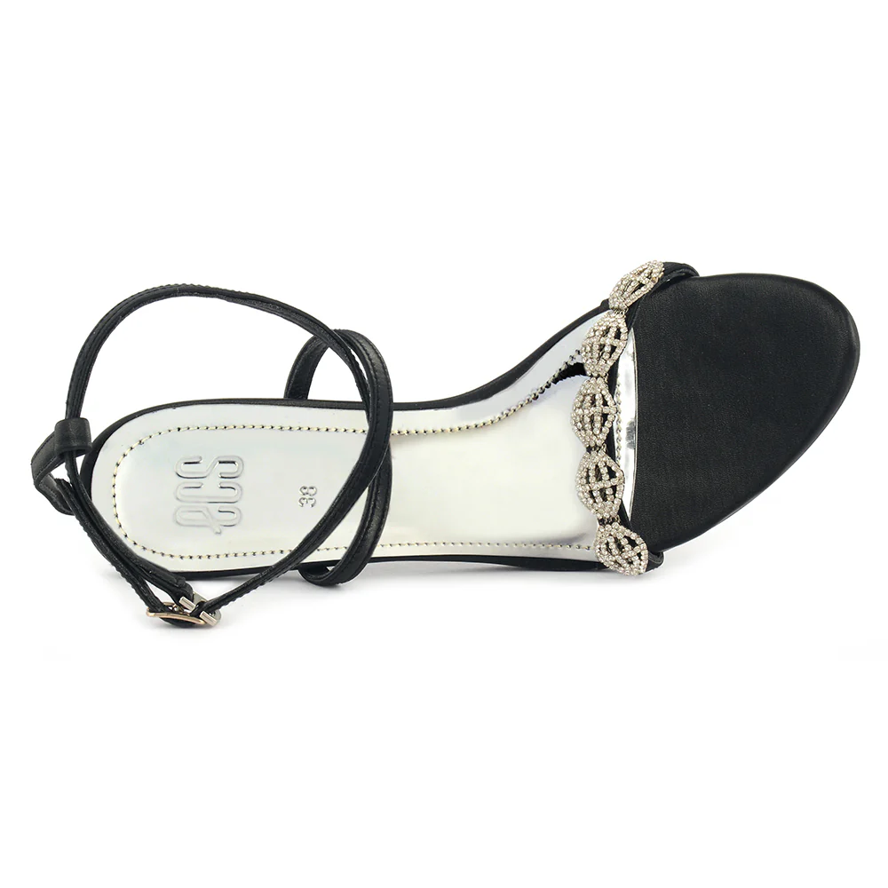 Eleganza Kitten Heels - Image 3