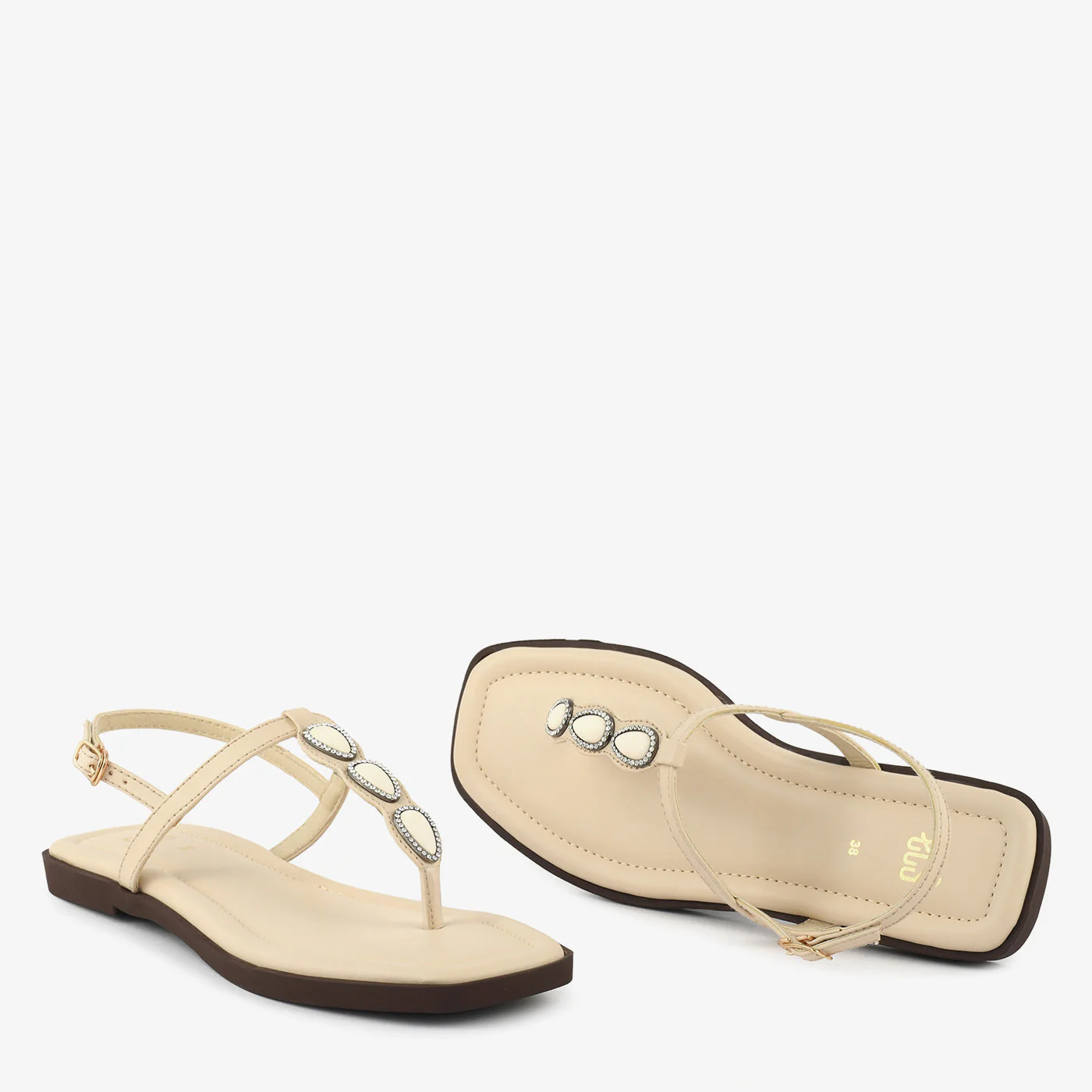 Classic Charm - Image 10