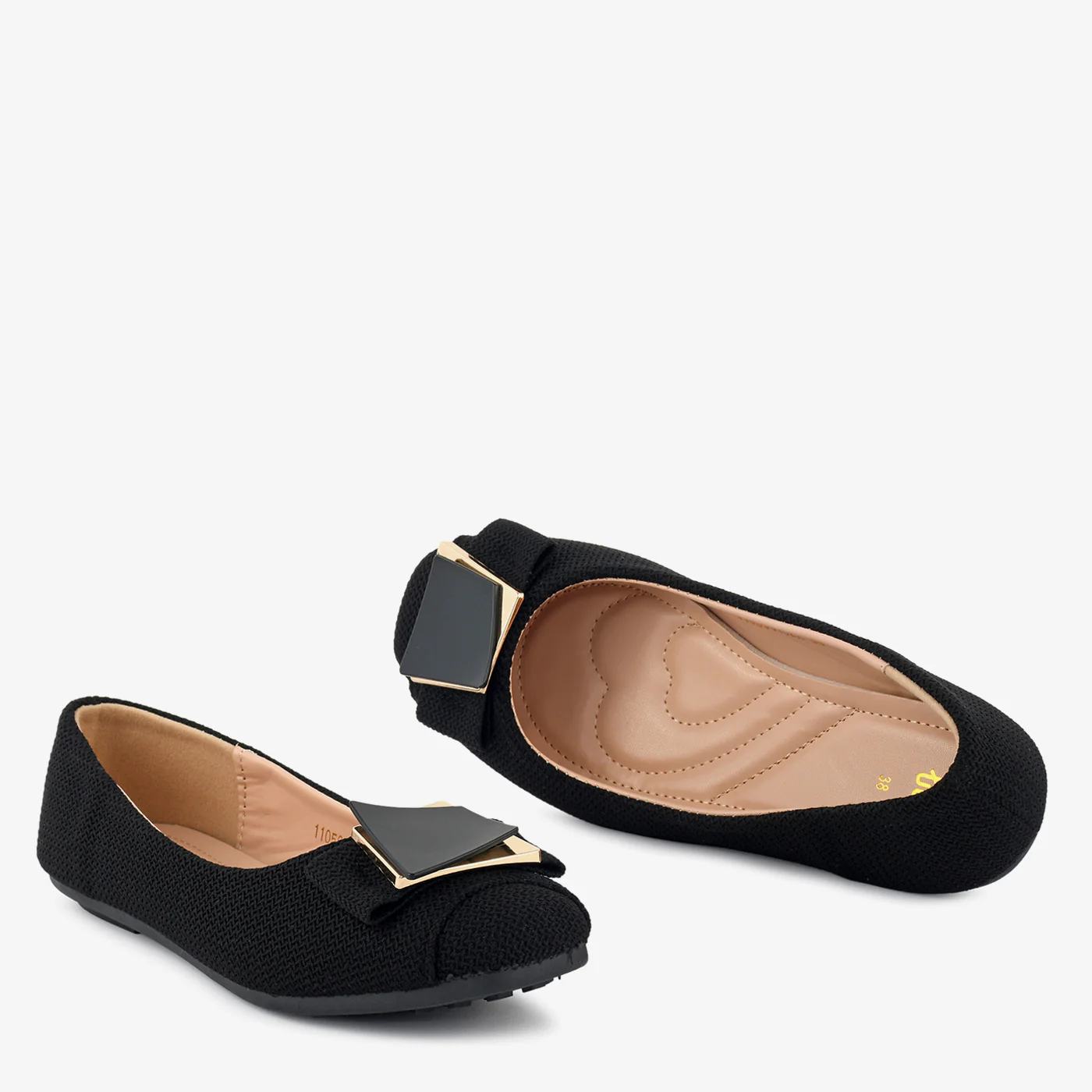Chic Charm - Image 2