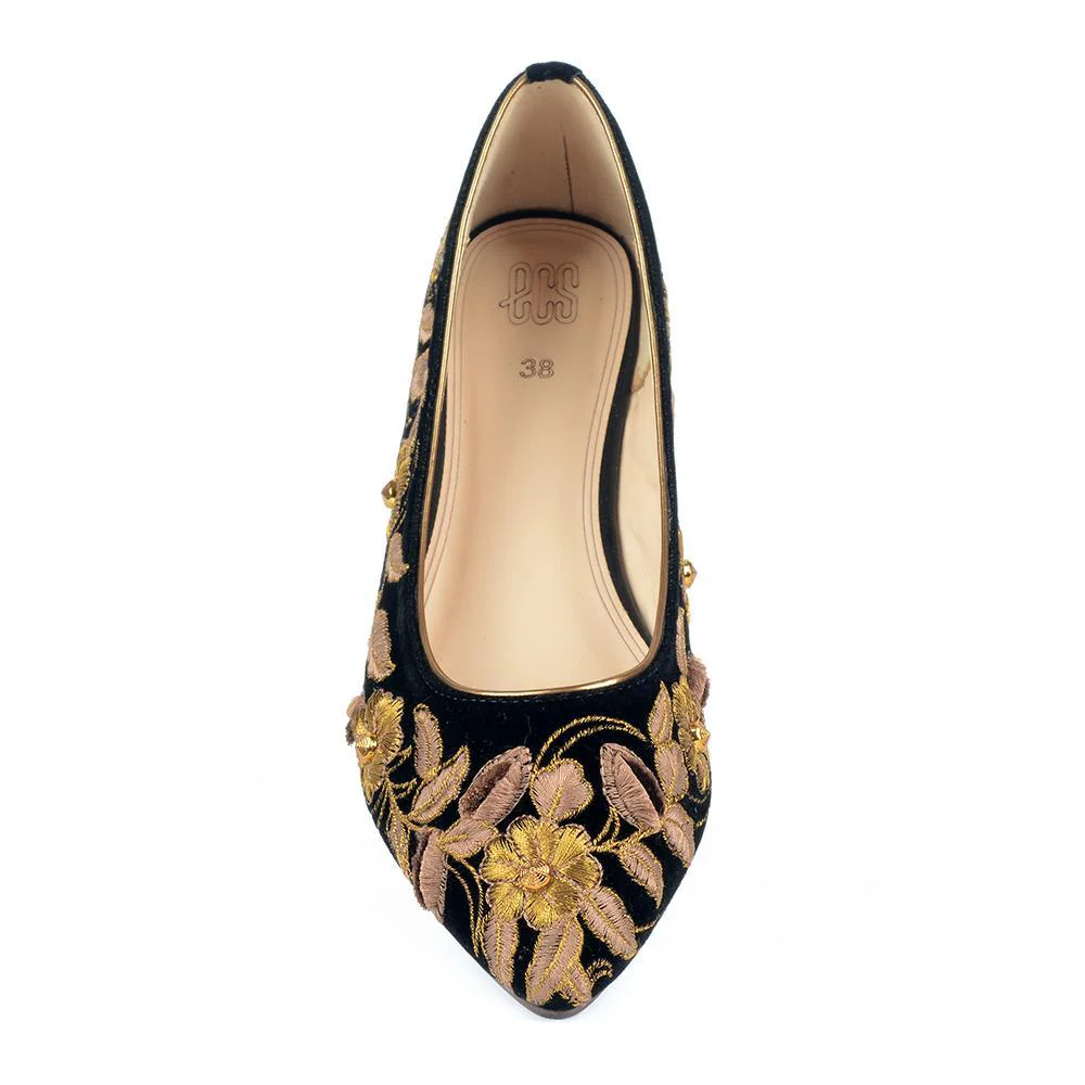 Matte Black Embroidered Women Pumps - Image 4