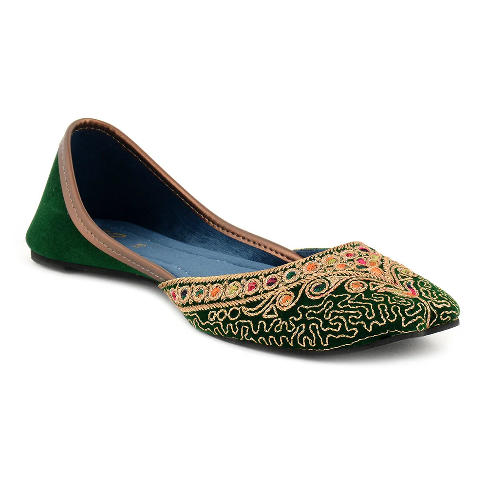 Velvety Embroidered Khussa