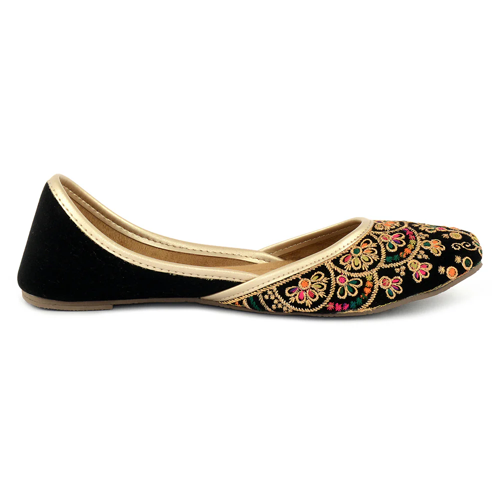 Embroidered Khussa - Image 2