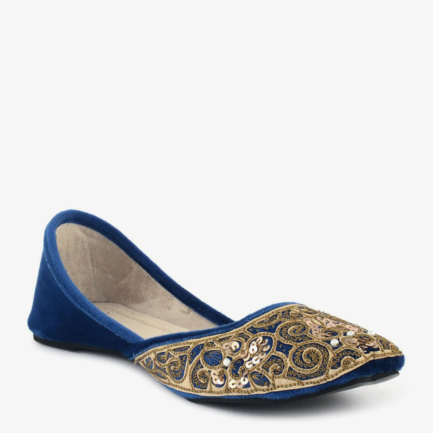 Embroidered Elegance Khussa