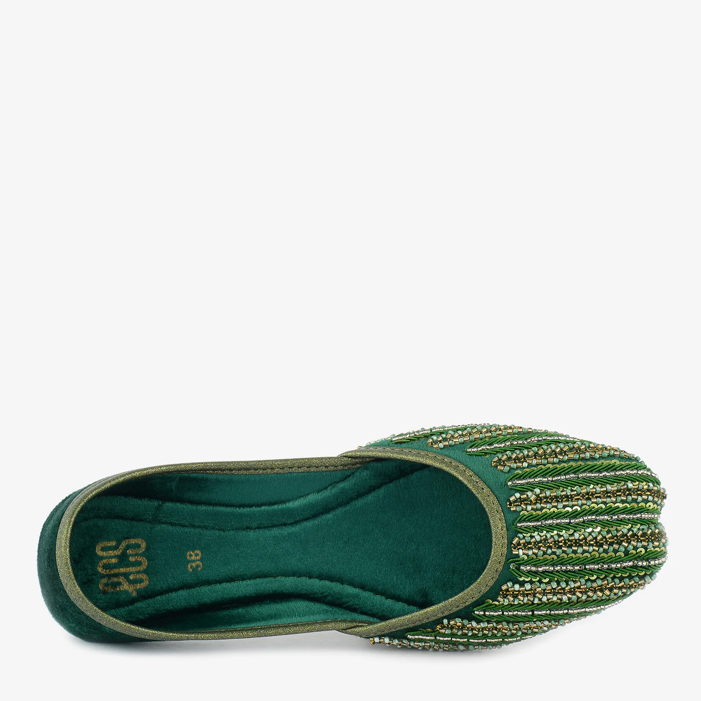 Embroidered Elegance - Image 3