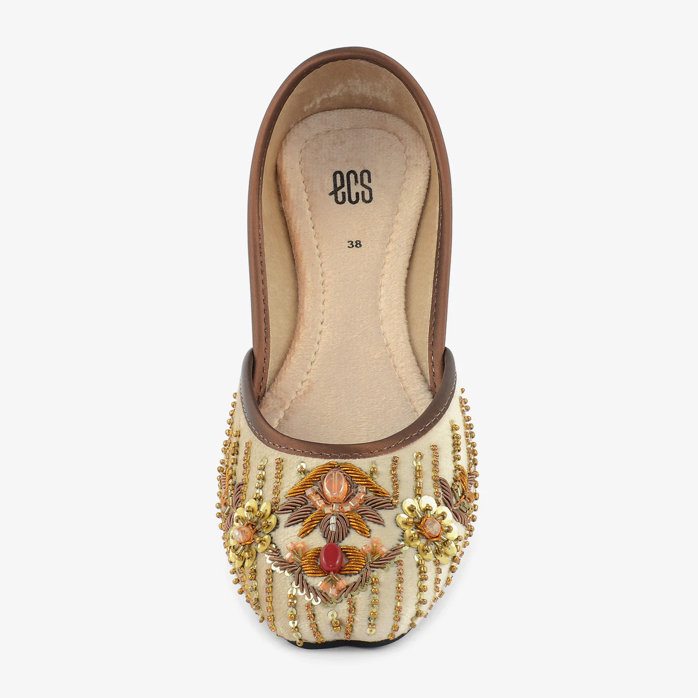 Embroidered Elegance - Image 4