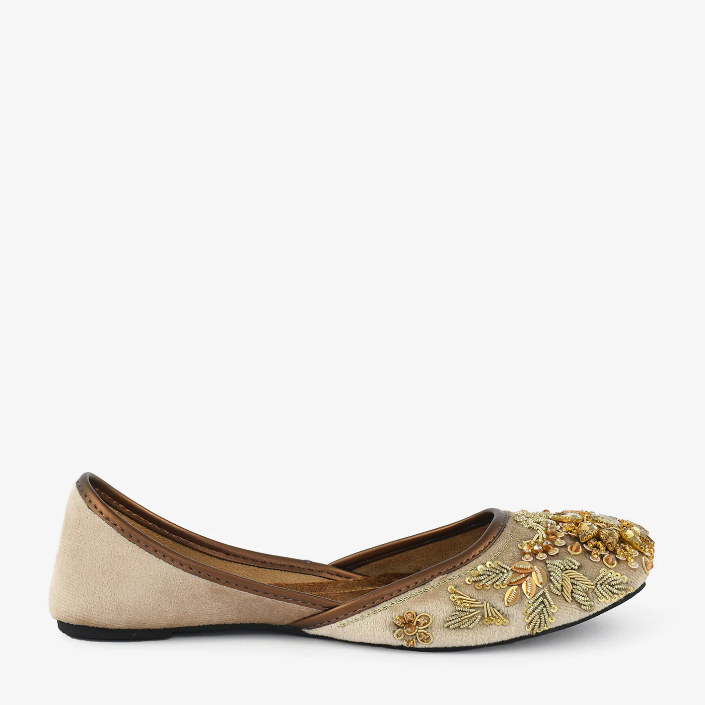 Embroidered Elegance - Image 2