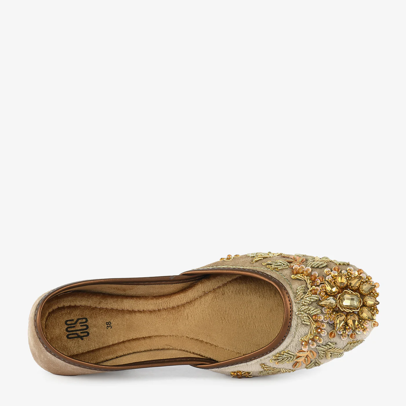 Embroidered Elegance - Image 3