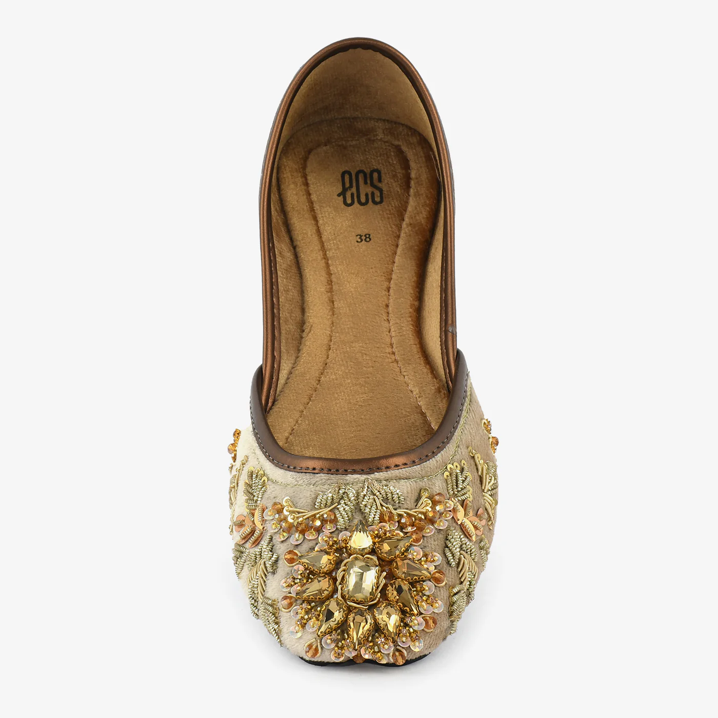 Embroidered Elegance - Image 4