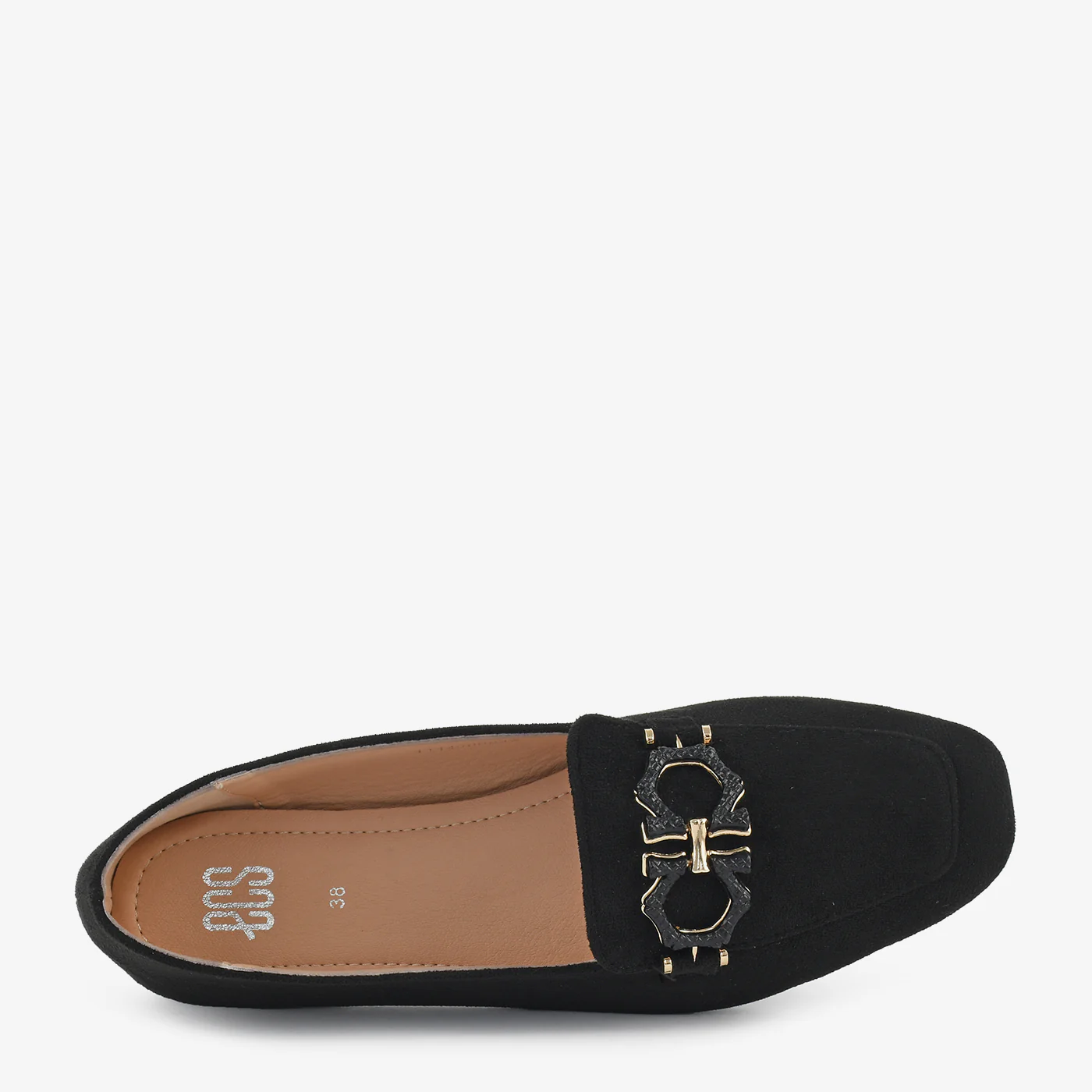 Chic Charm - Image 4