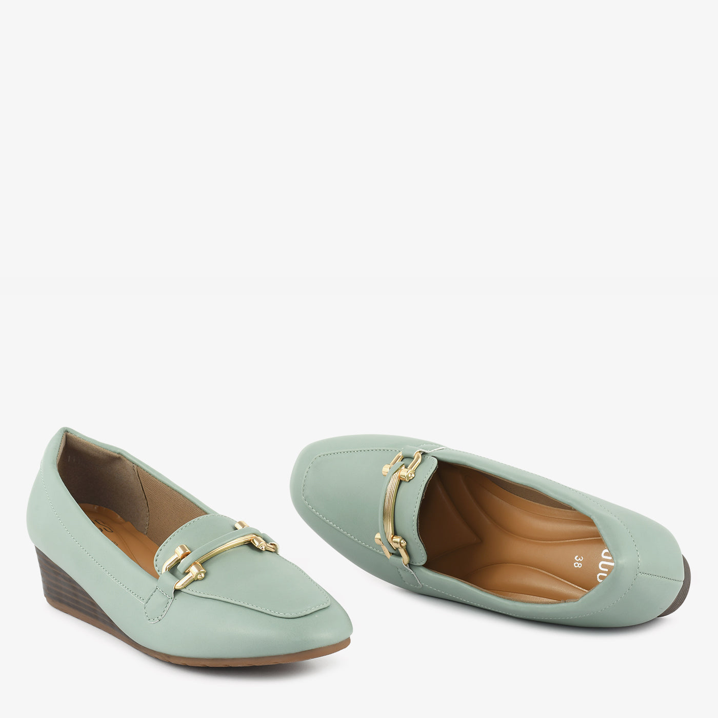 Classic Charm - Image 2