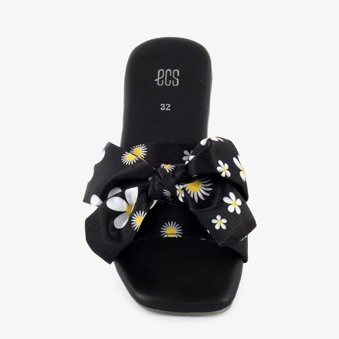 Daisy Bloom - Image 5