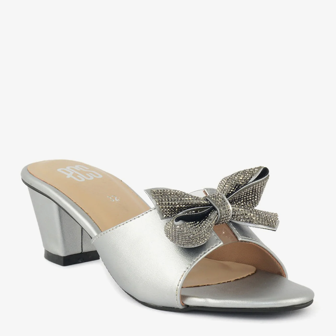 Bow Tie Gloss Shoes - Image 5