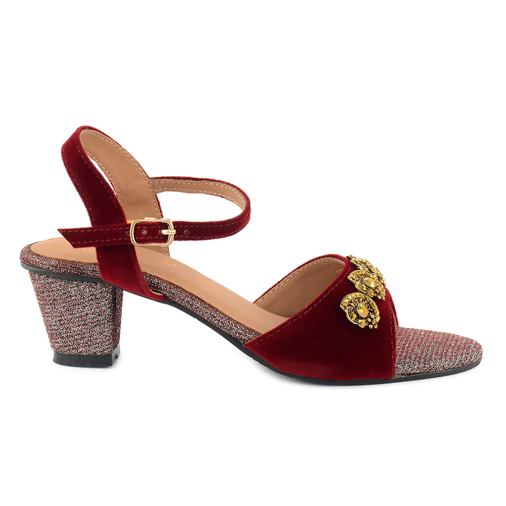 asual Stride Sandals - Image 2