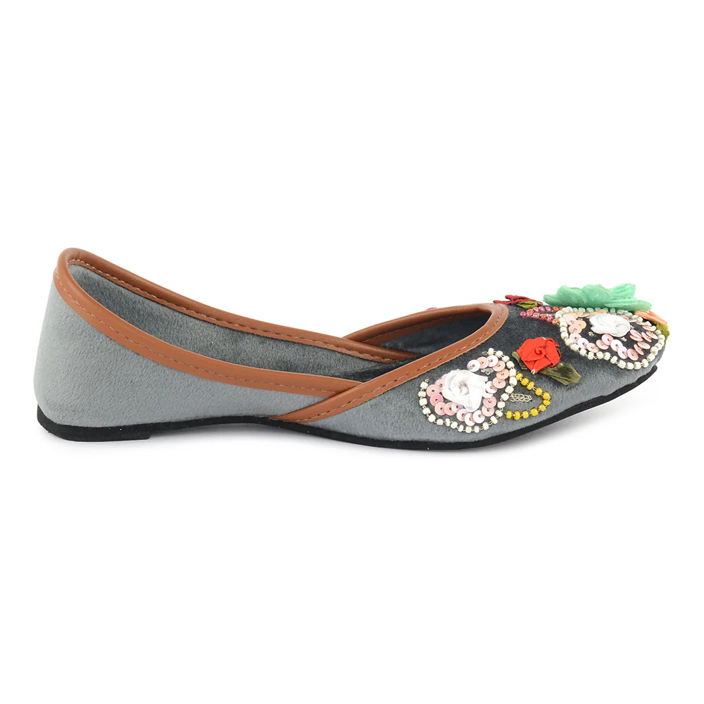 Silky Step - Image 2