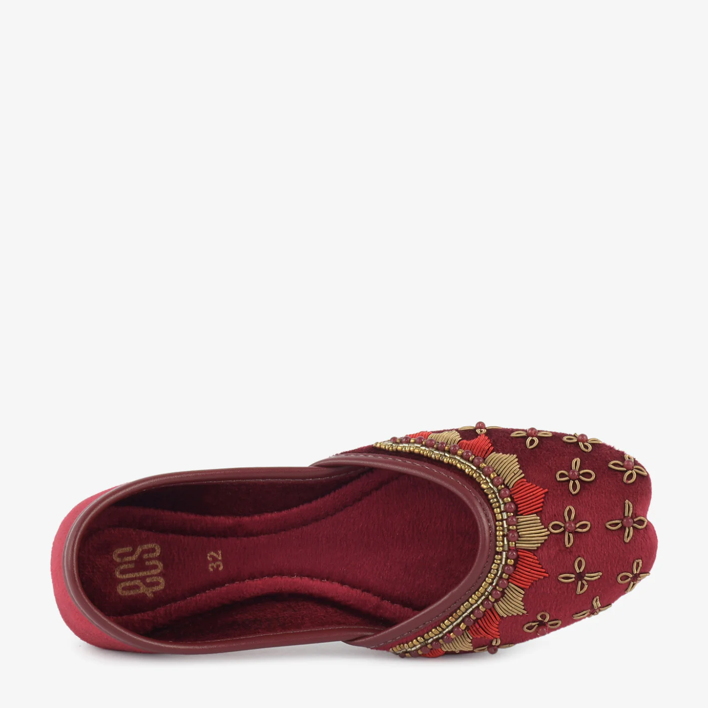 Embroidered Khussas - Image 4