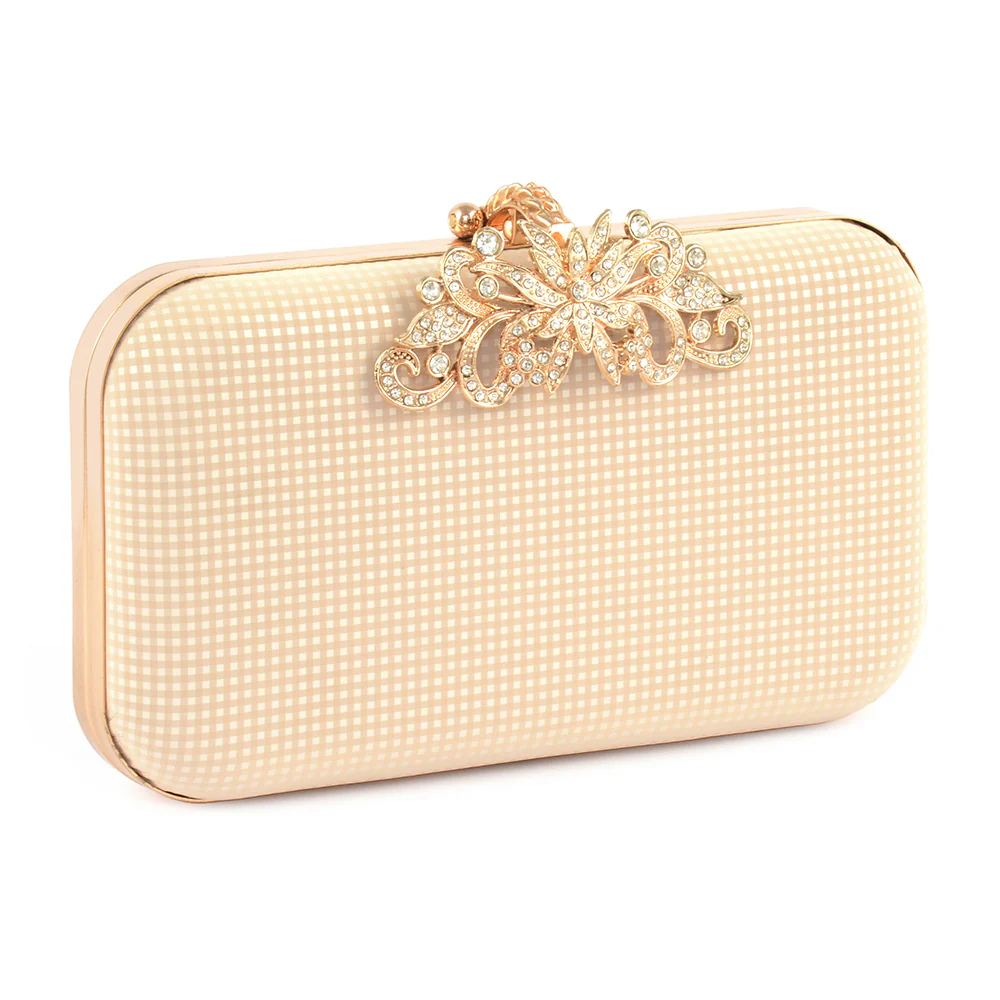 Royal Elegance - Image 7