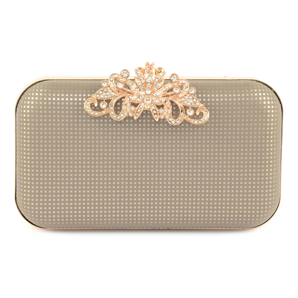 Royal Elegance - Image 8