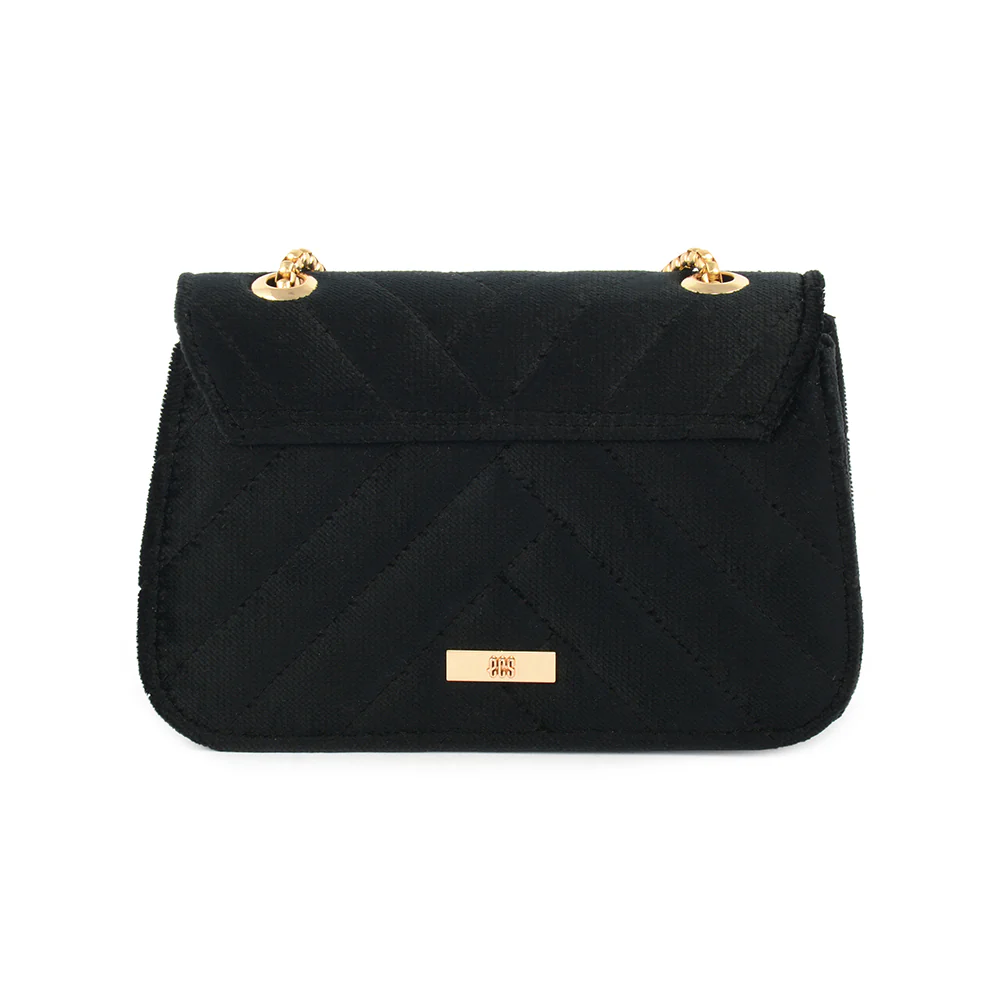 Velvet Quilted Splendor - Image 2