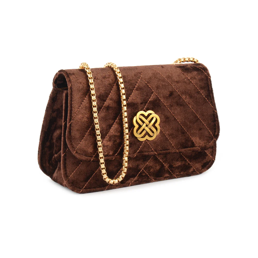 Velvet Quilted Splendor - Image 9