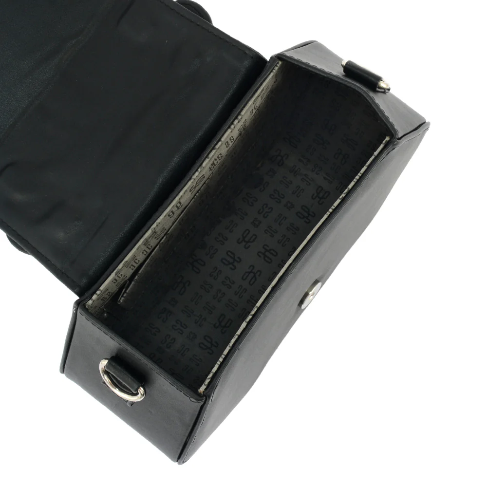 Simplicity Shoulder Bag - Image 4