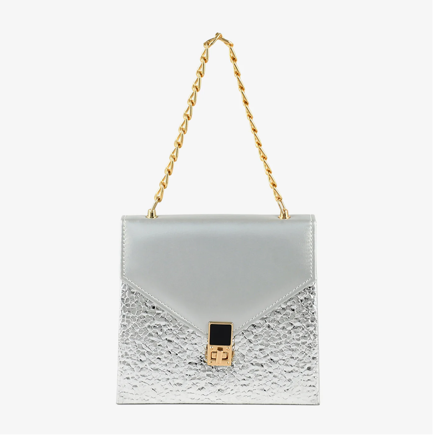 Chain Chic - Image 11
