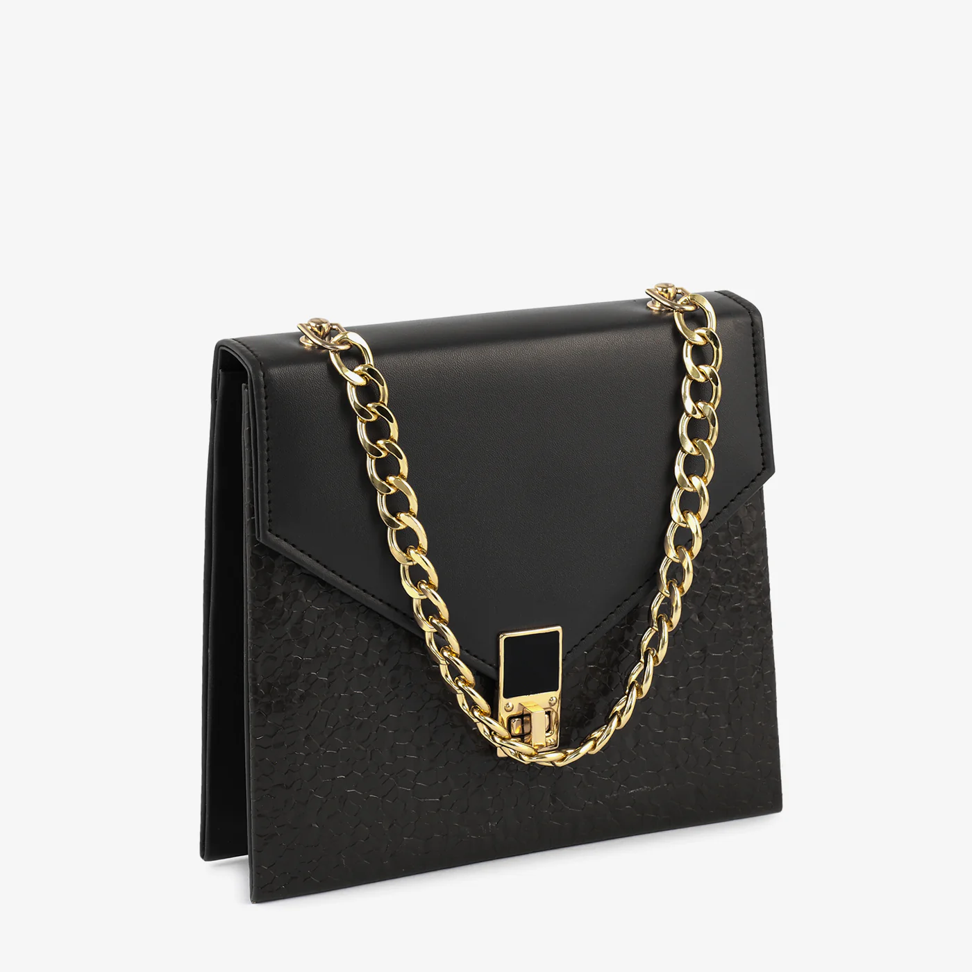 Chain Chic - Image 3