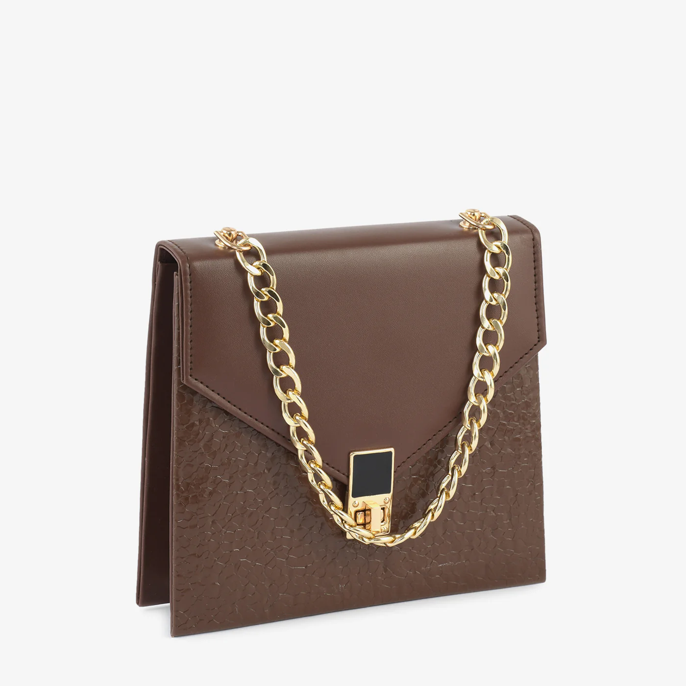 Chain Chic - Image 6